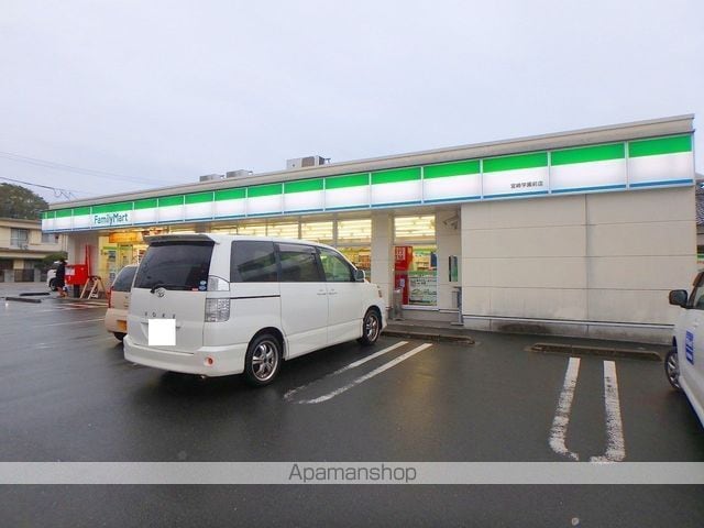 Labbi Palaceの周辺写真