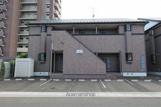 アヴァンセ六丁の目IIの外観写真