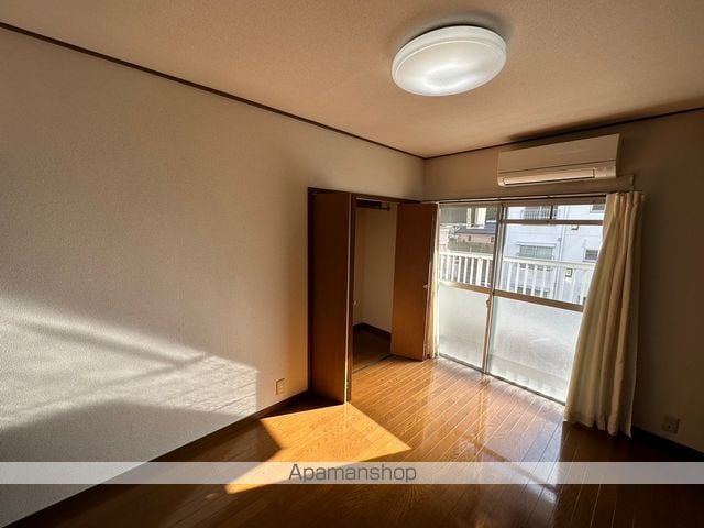 池洞マンションの内装写真