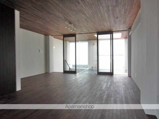 ＳＵＮＳＥＴ北条ＦＡＣＥ７[1LDK/147.42m2]のリビング・居間