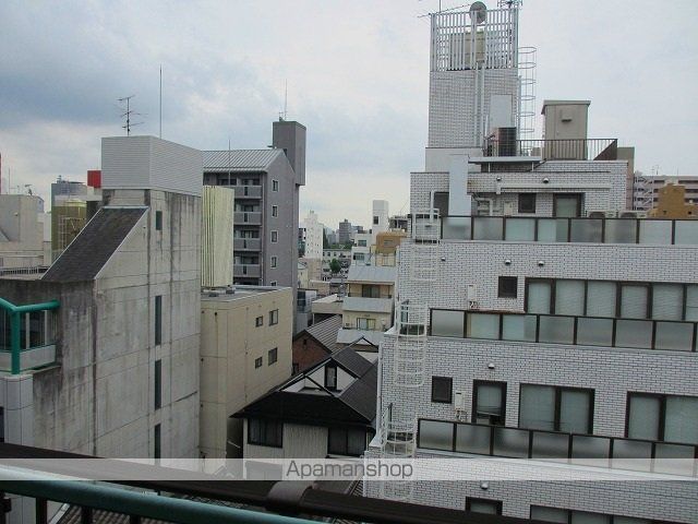 LA SHANTI 本川の内装写真