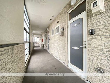 リセーヌ１７７[2LDK/49.58m2]のエントランス