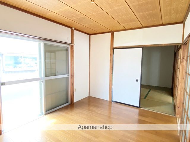 磐田市 1階建 築52年の内装写真