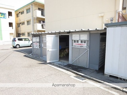 平成ハイツ１号館[2DK/46.95m2]の共用部2