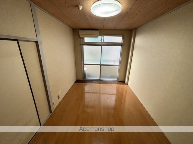 山内ビルの内装写真
