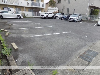 ハイツ第一やまびこ[2LDK/51.68m2]の駐車場1