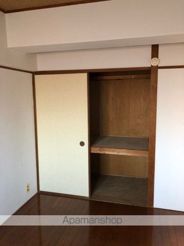 八尋ビルの内装写真