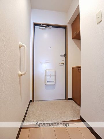 レフィナードの内装写真