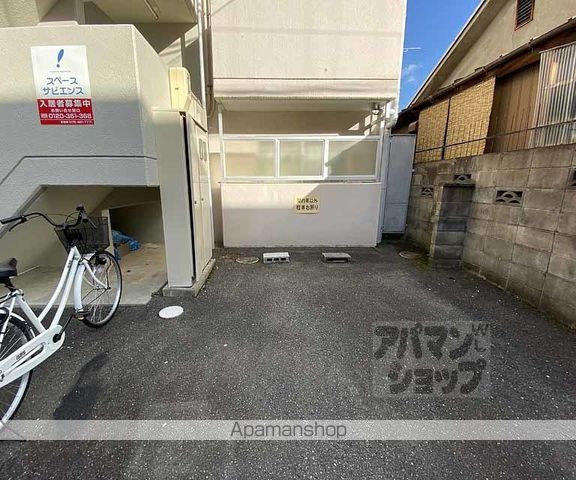 オアシス21の玄関写真