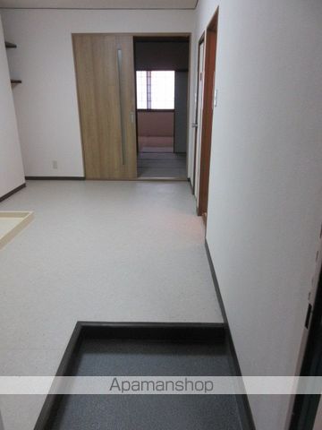 三進ビルの内装写真