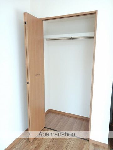 エミールシャランIIの内装写真