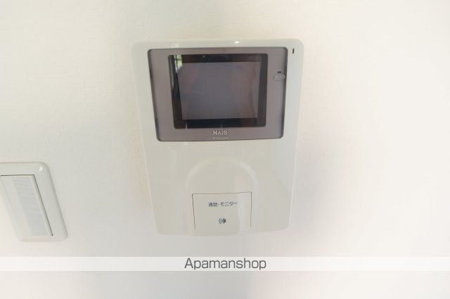 エヌエムドゥーズの内装写真