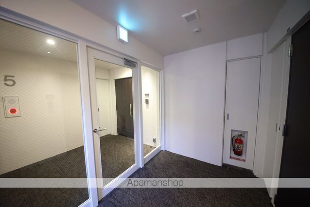 グレン山鼻の玄関写真