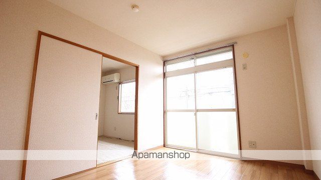 ファーストグリーン Aの内装写真