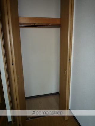 グラフィーネ草津野路東[1K/26.1m2]の収納