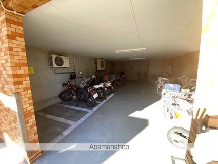 ダイアパレス太田第２[2LDK/55.6m2]の共用部1