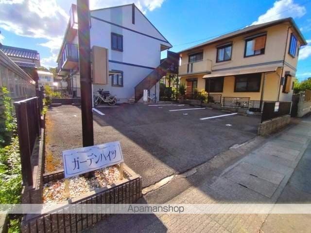 ガーデンハイツの玄関写真