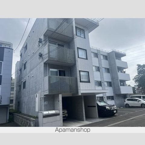 トロワエール南郷の外観写真