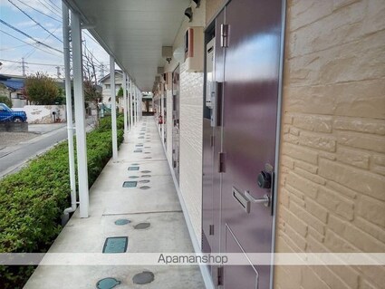 レオパレス甲斐住吉[1K/23.18m2]のエントランス