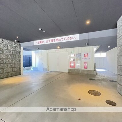 愛知県名古屋市東区泉３丁目[1K/28.76m2]の周辺15