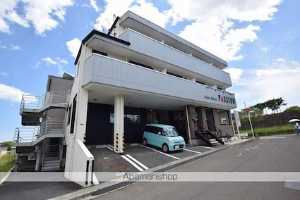 メイプル・アーサ中山[2K/33.16m2]の外観2