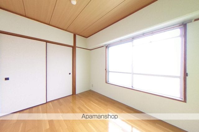 島谷グランドハイツの内装写真