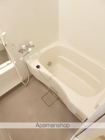 グリーンコート貝塚3号館の内装写真