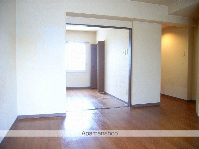 カントリーアヴェニューの内装写真