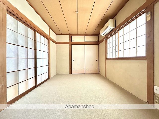 日下文化の内装写真