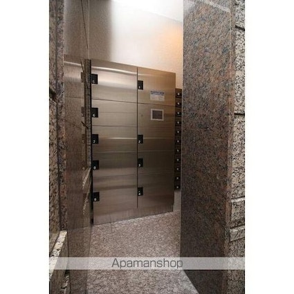 リンパクマンション[2LDK/64.6m2]の共用部2