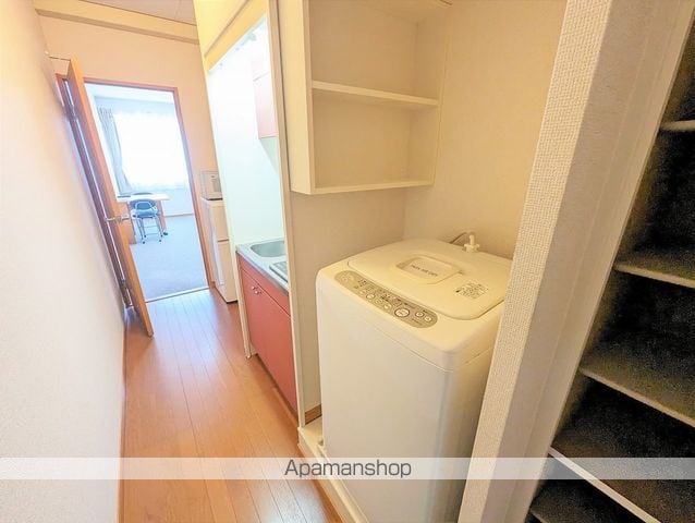 レオパレスフェニックスIN波島の内装写真
