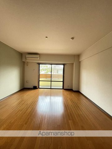 スリーディーガーデン本山の内装写真
