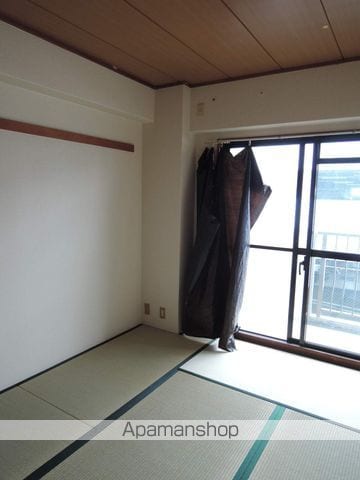 ロイヤルPARTIの内装写真