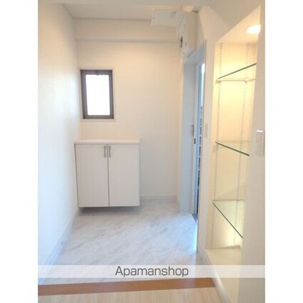 ハイムビーオール[3LDK/85.74m2]の玄関