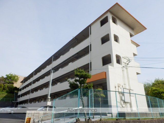小笹カステリアC棟の外観写真