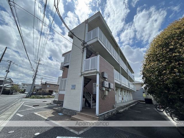 レオパレスルチェンテの外観写真