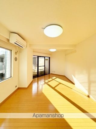 ＮＡＶＩ梅ヶ丘[1R/22.68m2]のリビング・居間