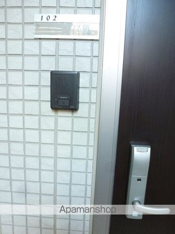 RECIENTE Aの内装写真