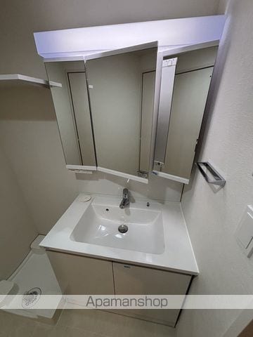 SPLENDID上本町WESTの内装写真