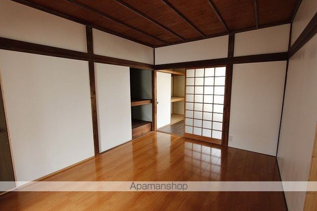 呉線 吉浦駅 徒歩6分 2階建 築67年の内装写真