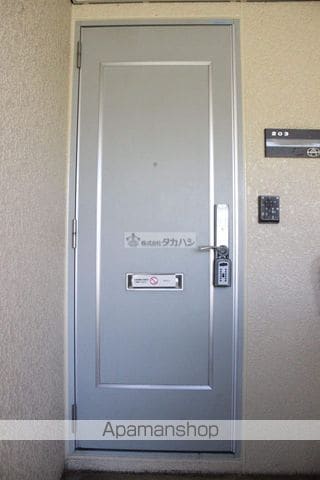 ビラ芳翠の玄関写真