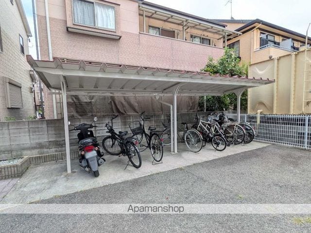 ロイヤルウイング A棟の内装写真