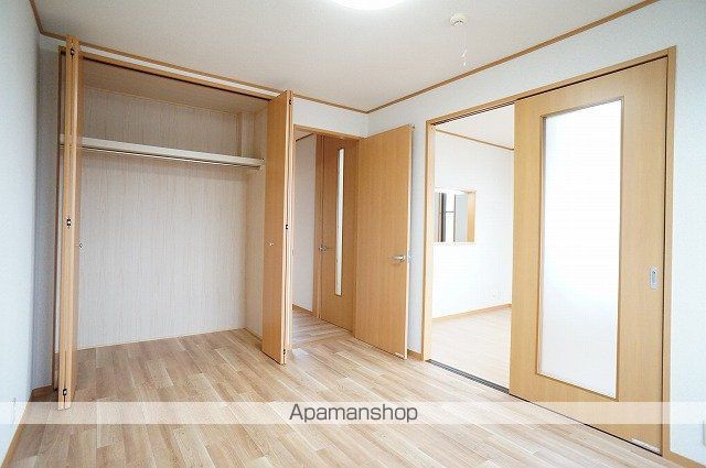 コート・ラフィーネの内装写真