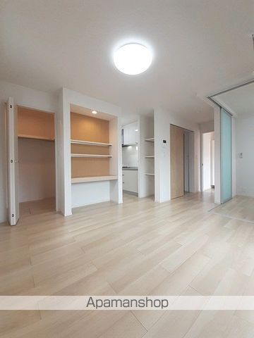 カーサ エトランゼの内装写真