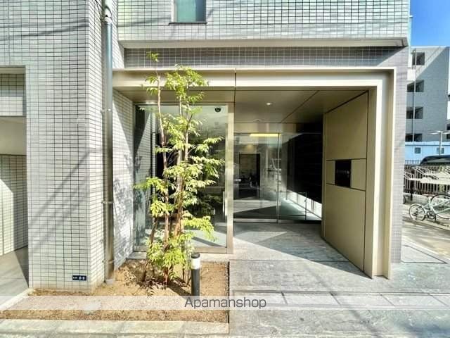 レジディア神楽坂IIの玄関写真