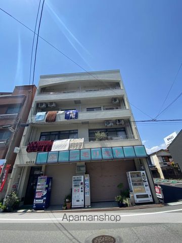 森本ビルの外観写真