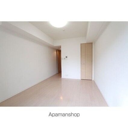 プライムアーバン用賀[1R/25.2m2]のリビング・居間2