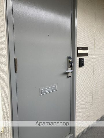 メゾン田町の玄関写真