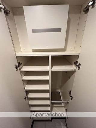 ルネサンスコート門前仲町[1LDK/35.4m2]の収納