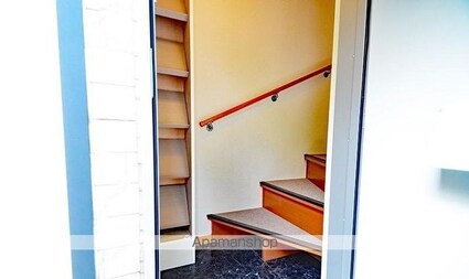 レオパレスいずみ[1K/28.02m2]の玄関